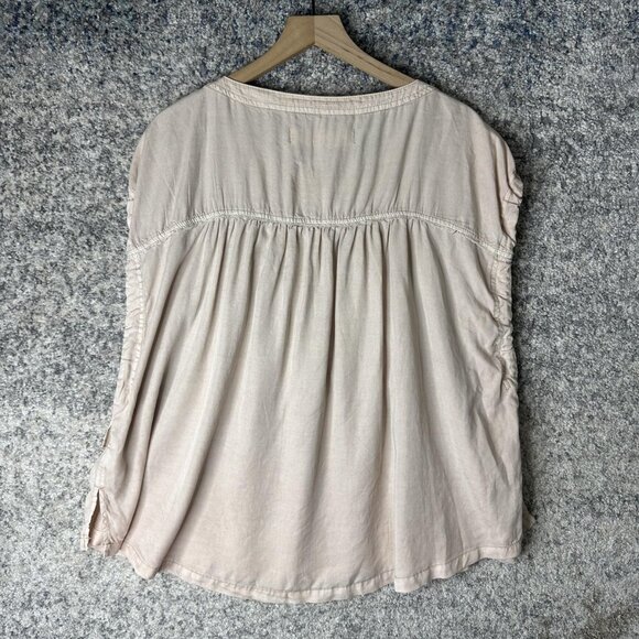 We The Free Shirt Womens Small Beige Henley Button Front Ruched Boho Free People - Picture 7 of 7